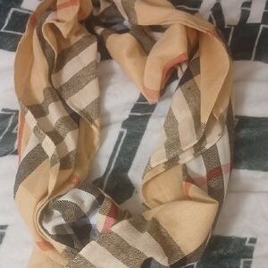 Beige Plaid Women’s Scarf - Classic Lightweight Accessory
